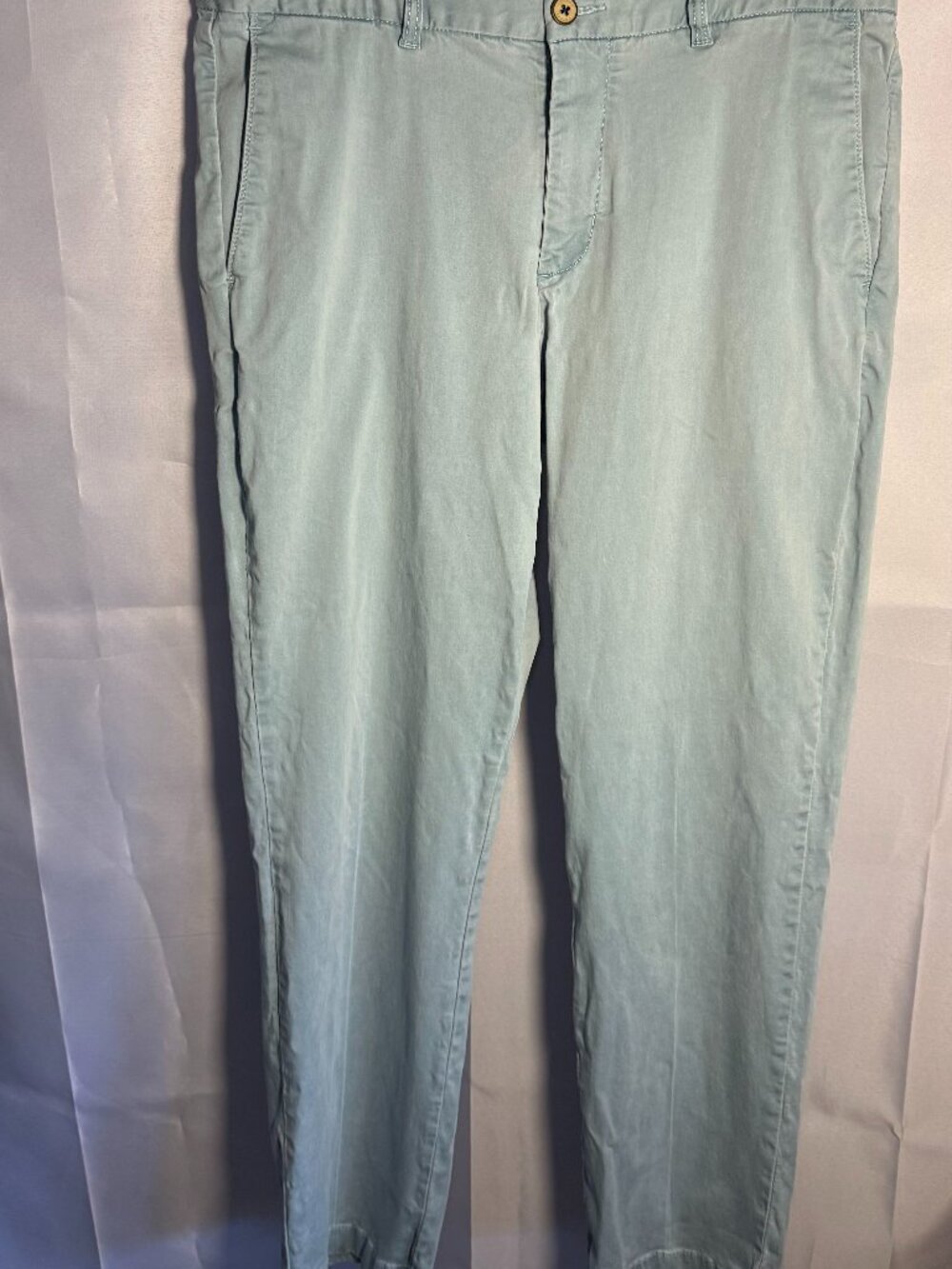 Tommy Bahama Men’s 34x30 Light Blue Chino Pants Tencel Stretch Casual Golf